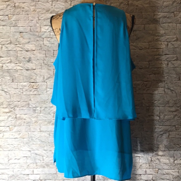 NWT VINCE CAMUTO | Cold Shoulder | Blue | Large - Picture 4 of 7